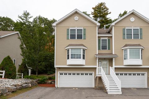 Photo of 25 Clearview Circle #A, Hudson, NH 03051 (MLS # 5063101)