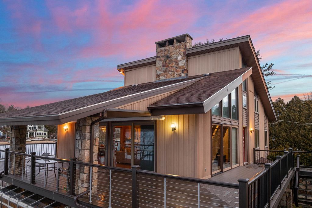 Photo of 26 Myrtle Drive, Moultonborough, NH 03254 (MLS # 5081852)