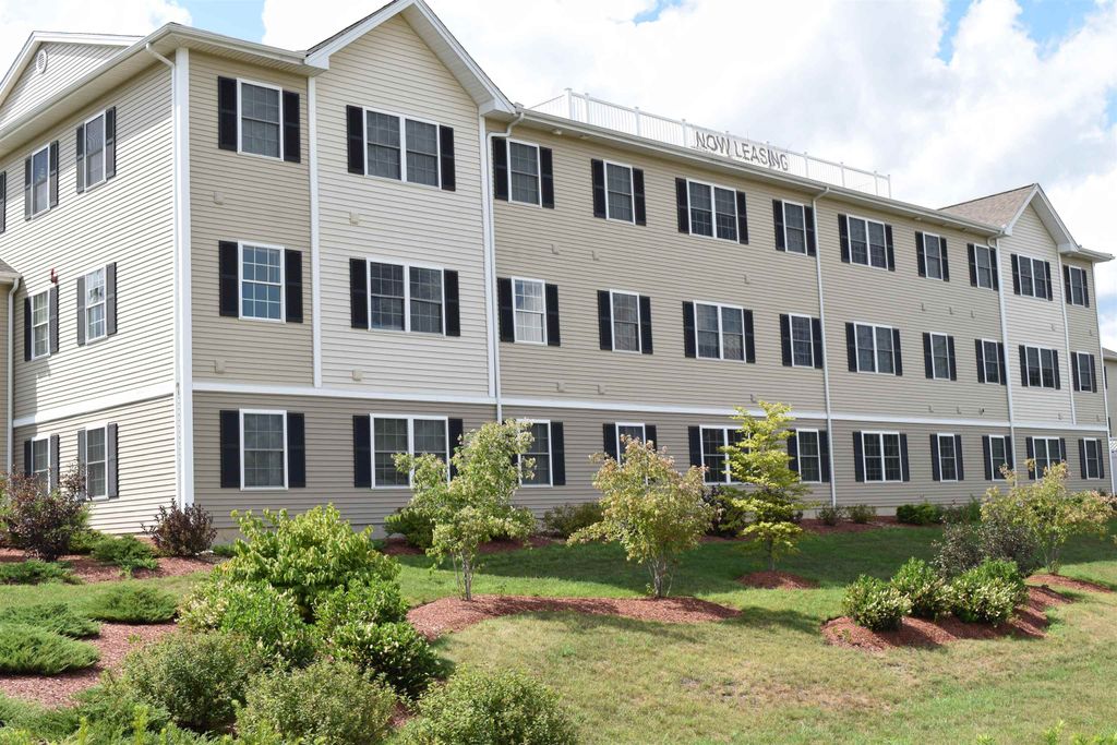 Photo of 100 Sentinel Court #202, Manchester, NH 03103 (MLS # 5082221)