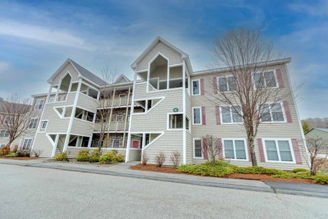 Photo of 4 Twin Tip Terrace #4, Lincoln, NH 03251 (MLS # 5082139)