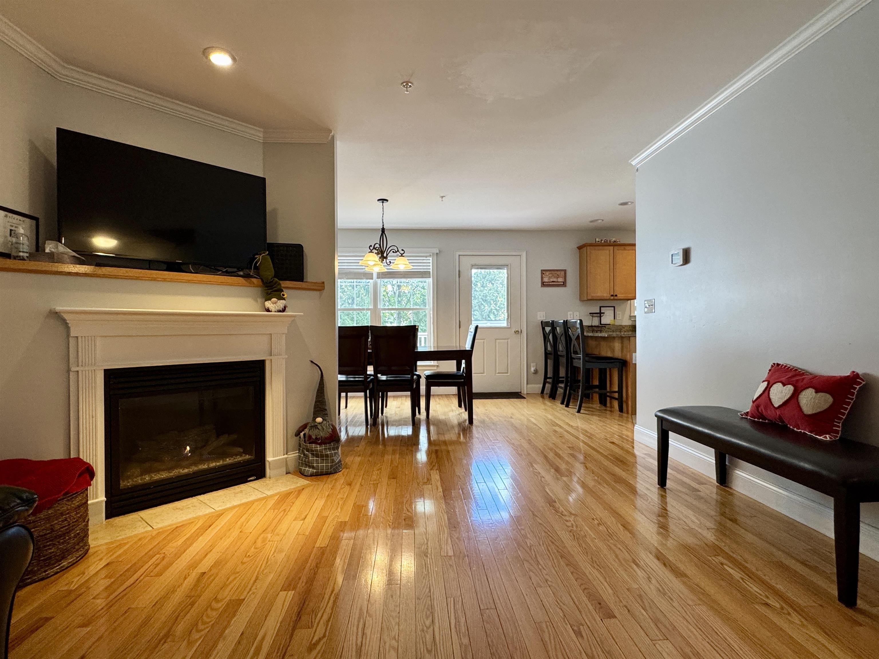 11 Intervale Outlook Circle #3