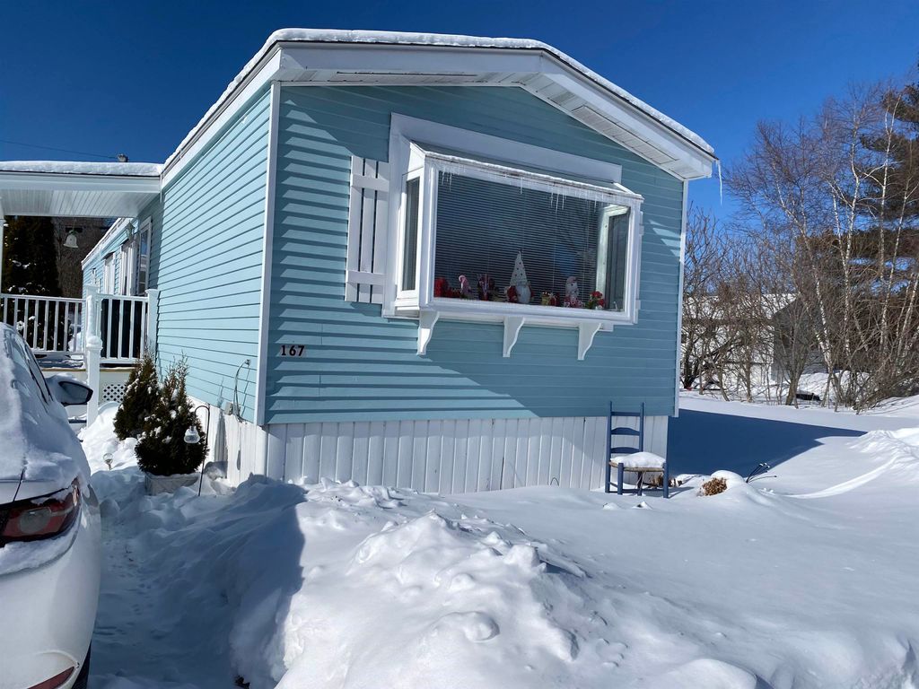 Photo of 167 STAPLES Street, Seabrook, NH 03874 (MLS # 5076201)