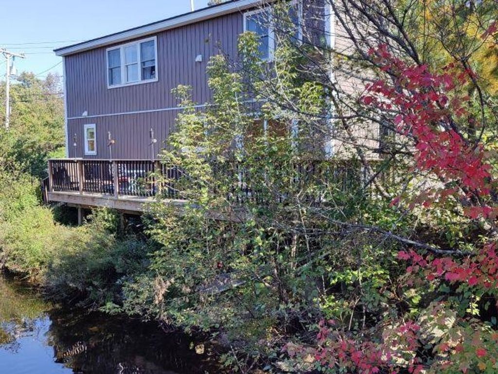 Photo of 162 Lower Main Street, Sunapee, NH 02782 (MLS # 5084291)