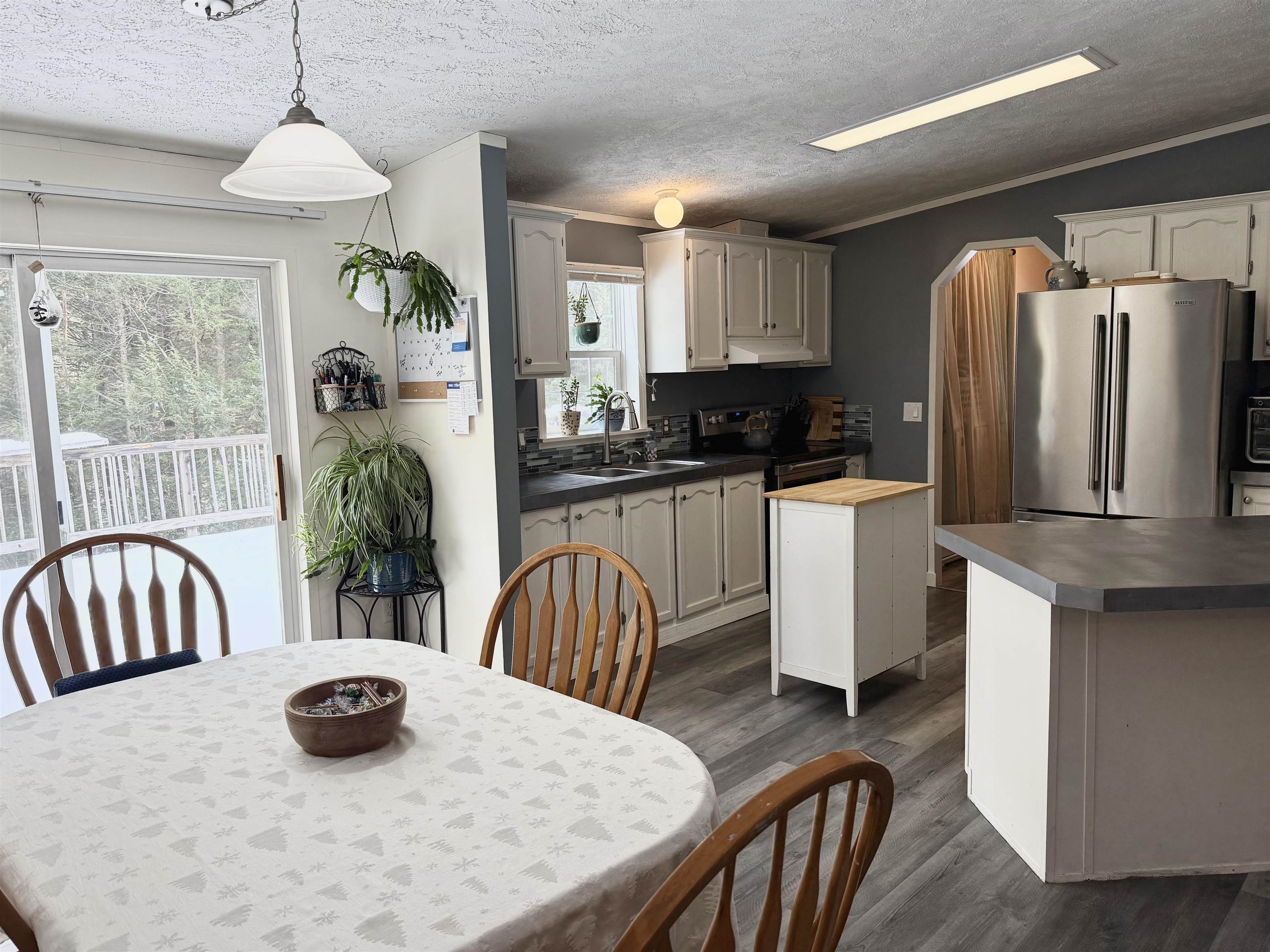 85 Breezy Acres Drive