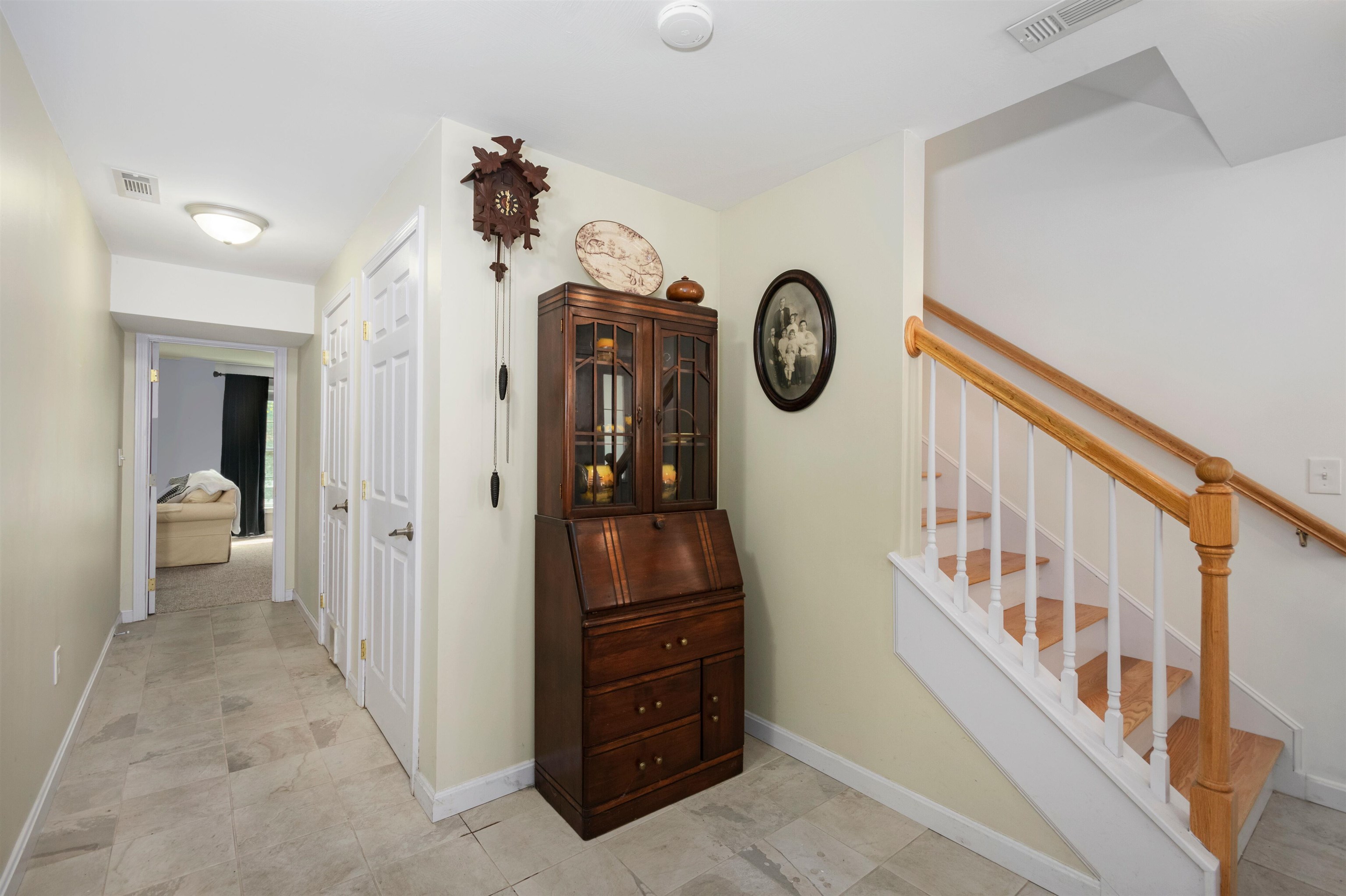 11 Canterberry Court B