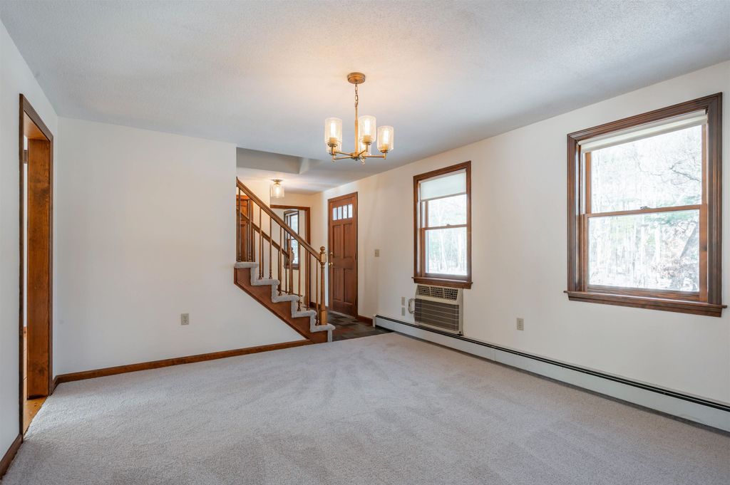 Photo of 20 Debbie Drive, Pelham, NH 03076 (MLS # 5075866)