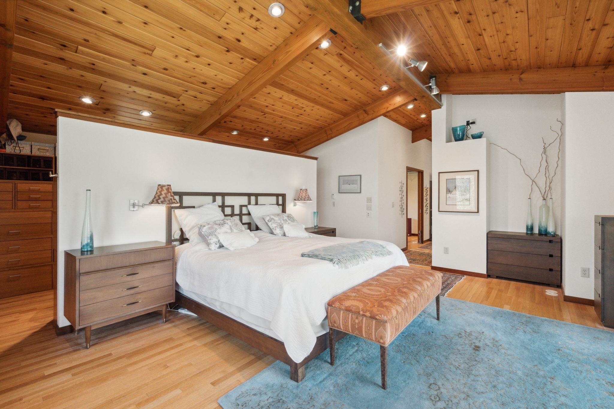 Hanover, New Hampshire 03755, United States, 4 Bedrooms Bedrooms, ,4 BathroomsBathrooms,Residential,Active,133488