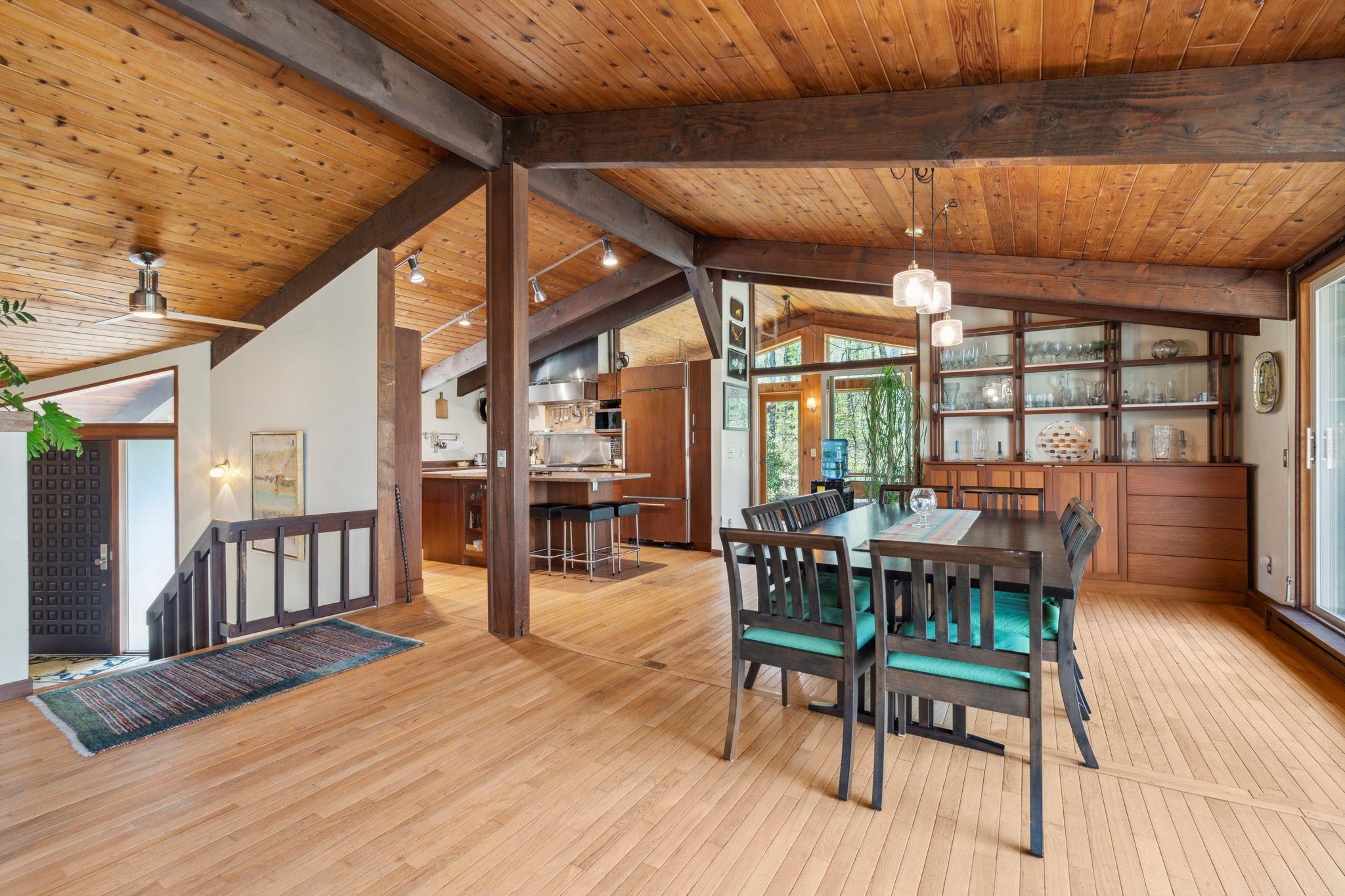 Hanover, New Hampshire 03755, United States, 4 Bedrooms Bedrooms, ,4 BathroomsBathrooms,Residential,Active,133488