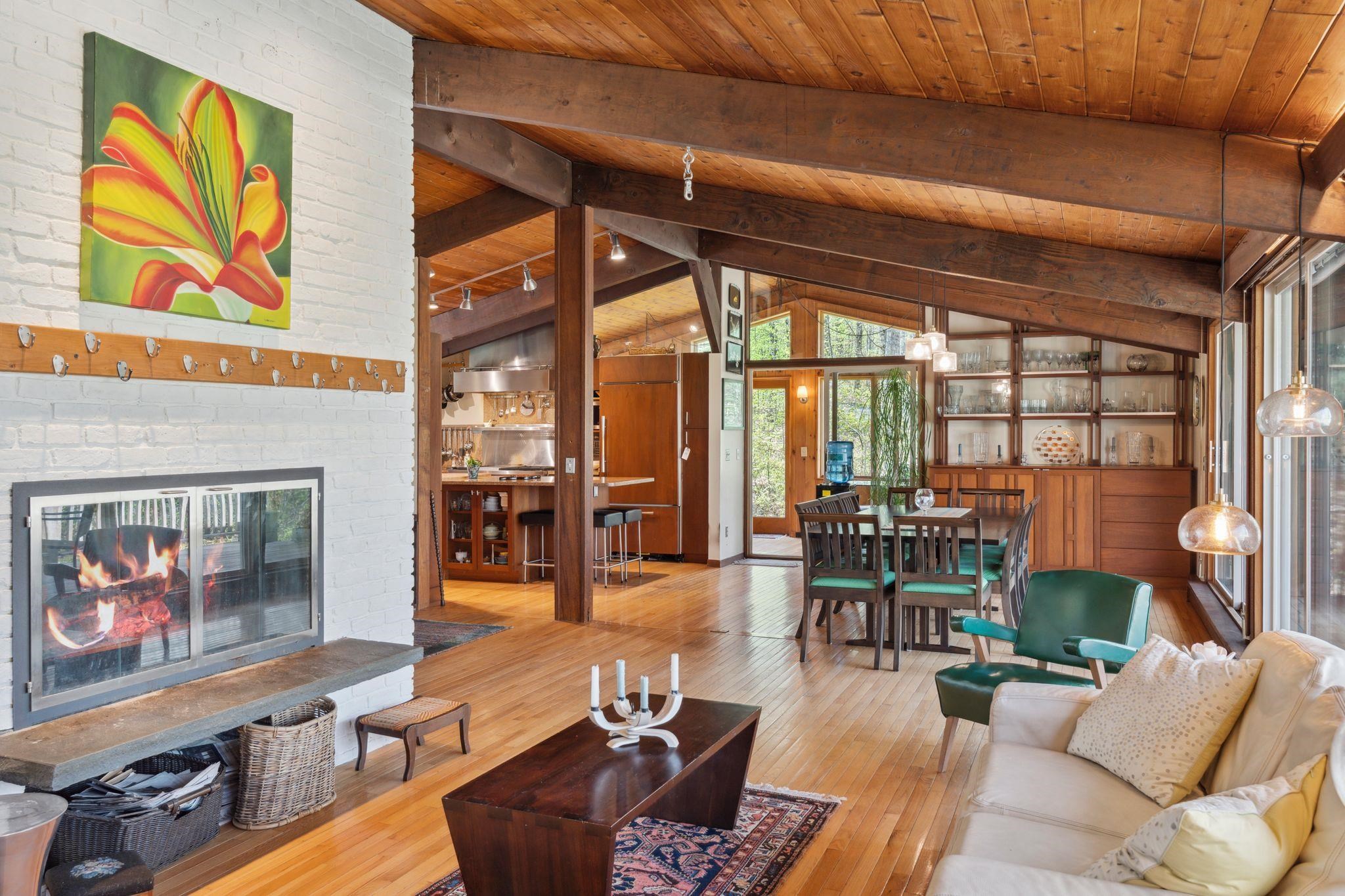 Hanover, New Hampshire 03755, United States, 4 Bedrooms Bedrooms, ,4 BathroomsBathrooms,Residential,Active,133488