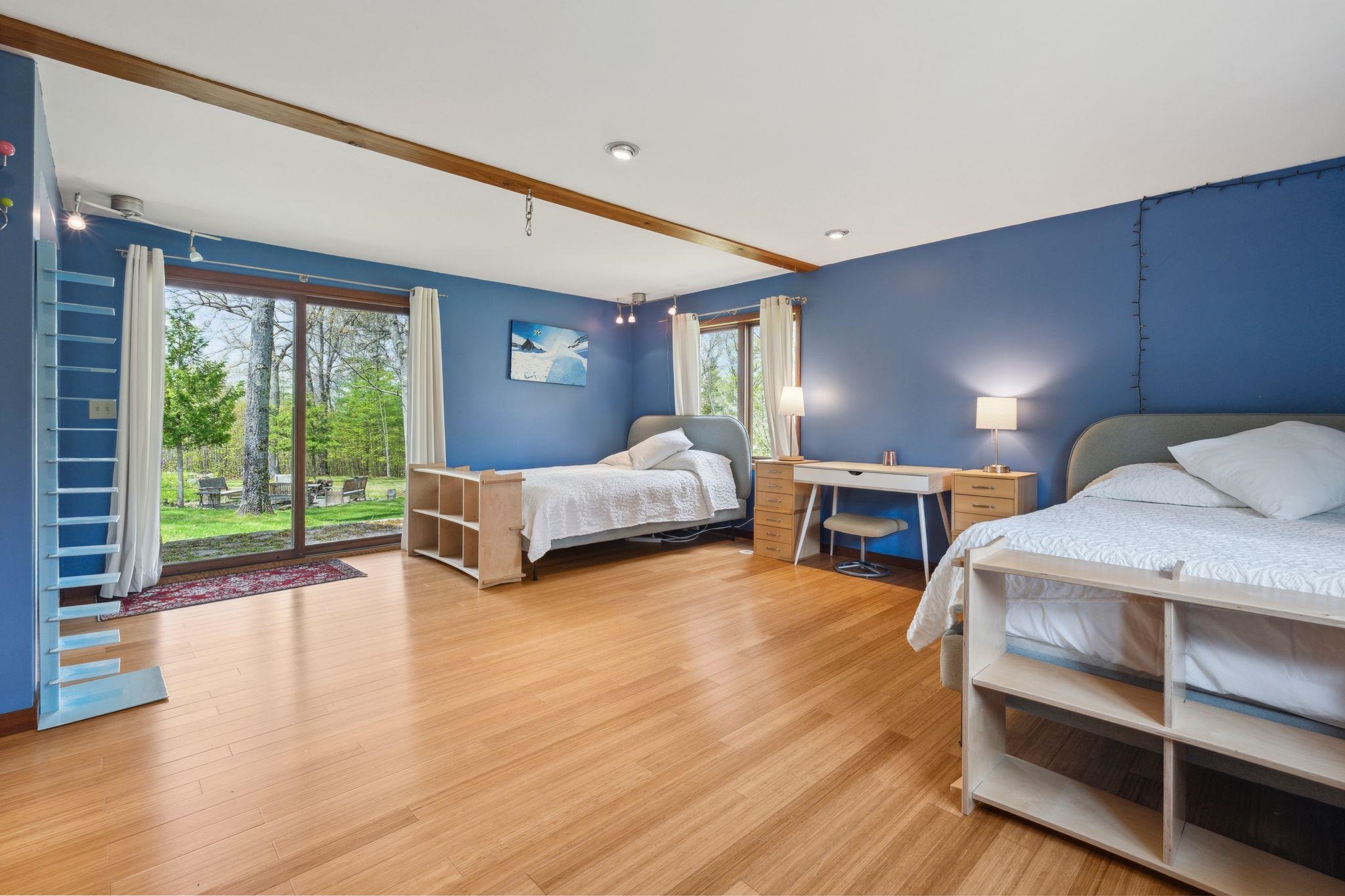 Hanover, New Hampshire 03755, United States, 4 Bedrooms Bedrooms, ,4 BathroomsBathrooms,Residential,Active,133488