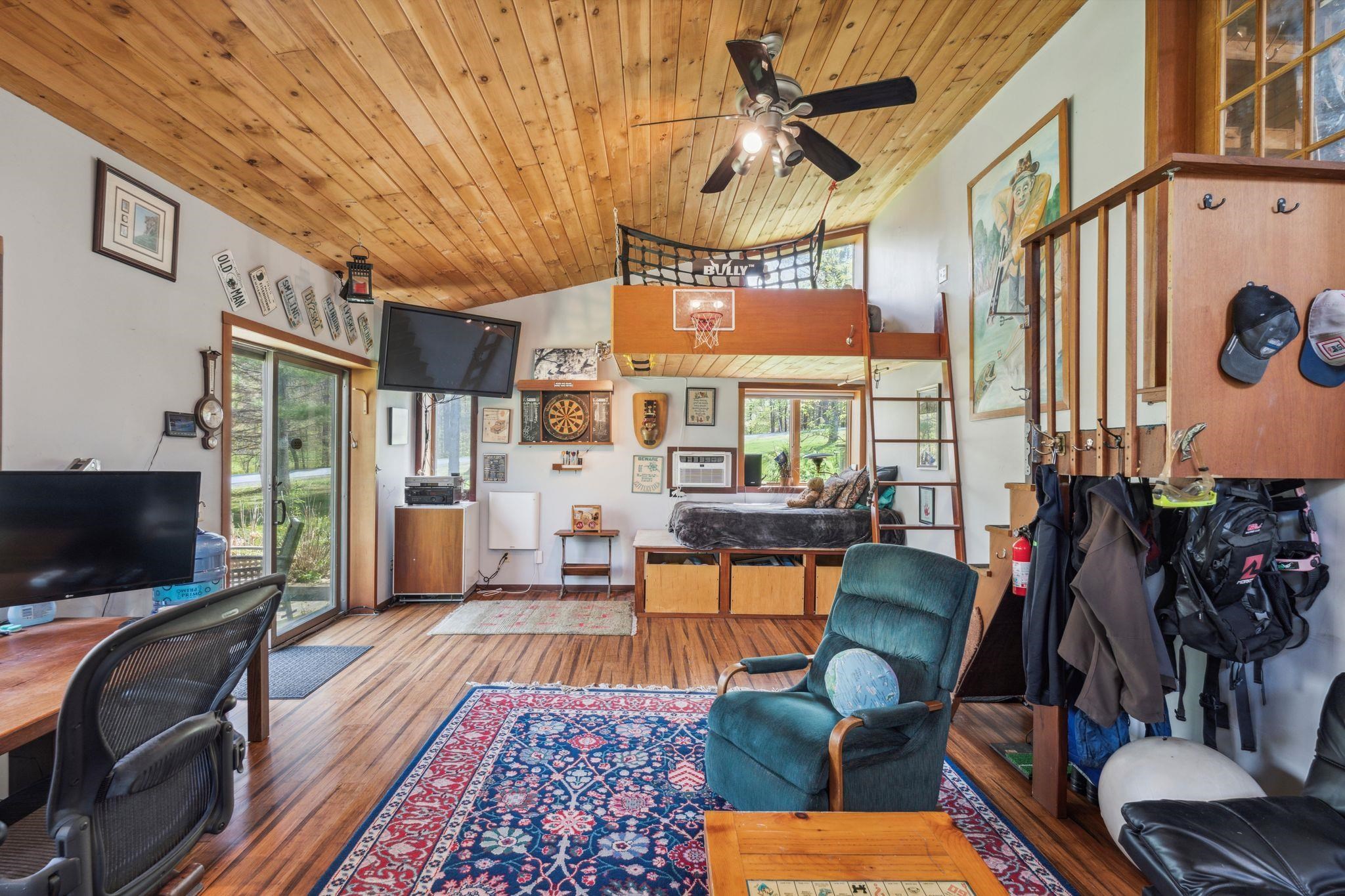 Hanover, New Hampshire 03755, United States, 4 Bedrooms Bedrooms, ,4 BathroomsBathrooms,Residential,Active,133488