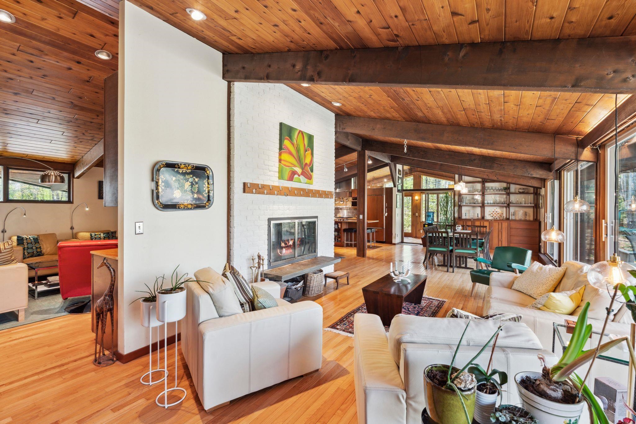 Hanover, New Hampshire 03755, United States, 4 Bedrooms Bedrooms, ,4 BathroomsBathrooms,Residential,Active,133488