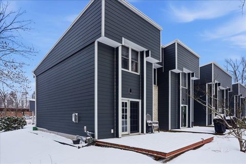 8 Timber Lane 16 South Burlington VT 05403