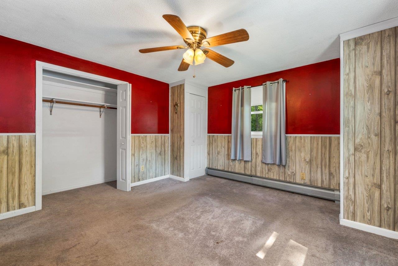 Rochester, New Hampshire 03867, United States, 4 Bedrooms Bedrooms, ,1 BathroomBathrooms,Residential,Pending,197849