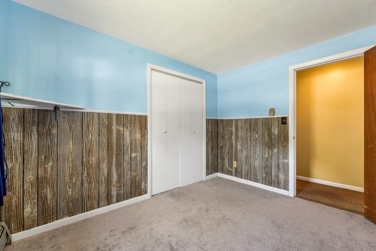 Rochester, New Hampshire 03867, United States, 4 Bedrooms Bedrooms, ,1 BathroomBathrooms,Residential,Pending,197849