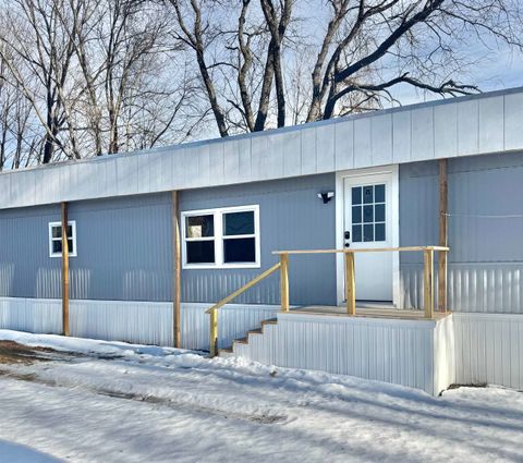 Photo of 6 Boe Road, Holderness, NH 03245 (MLS # 5072448)