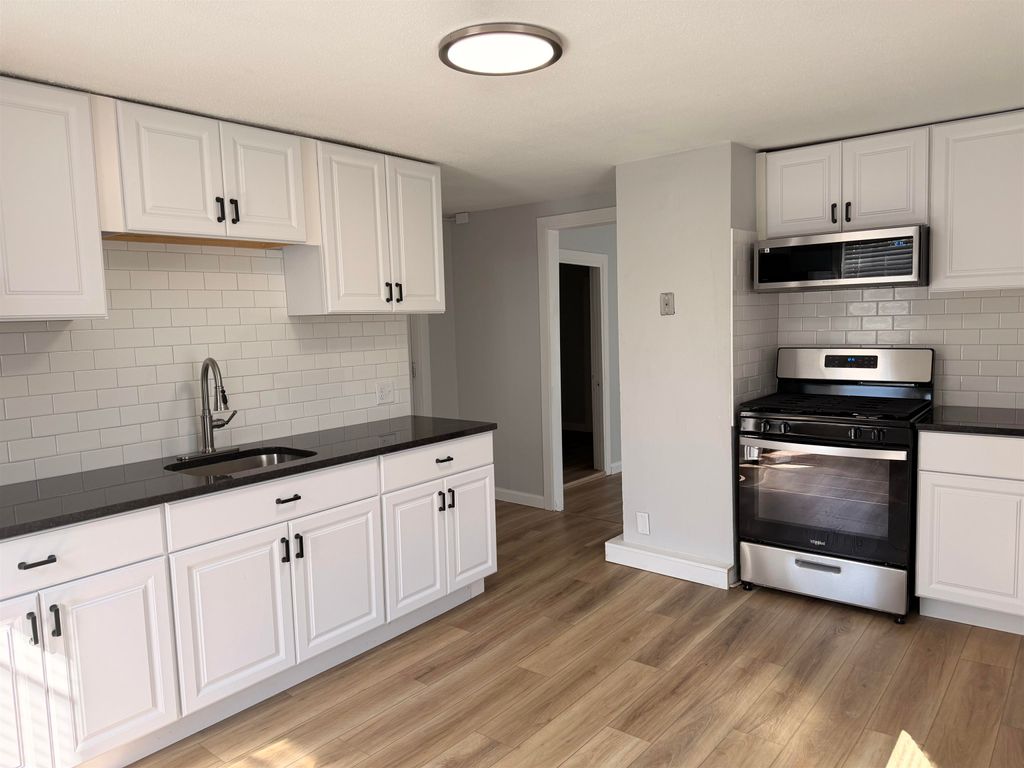 Photo of 42 Broadway Street #4, Pembroke, NH 03275 (MLS # 5083270)