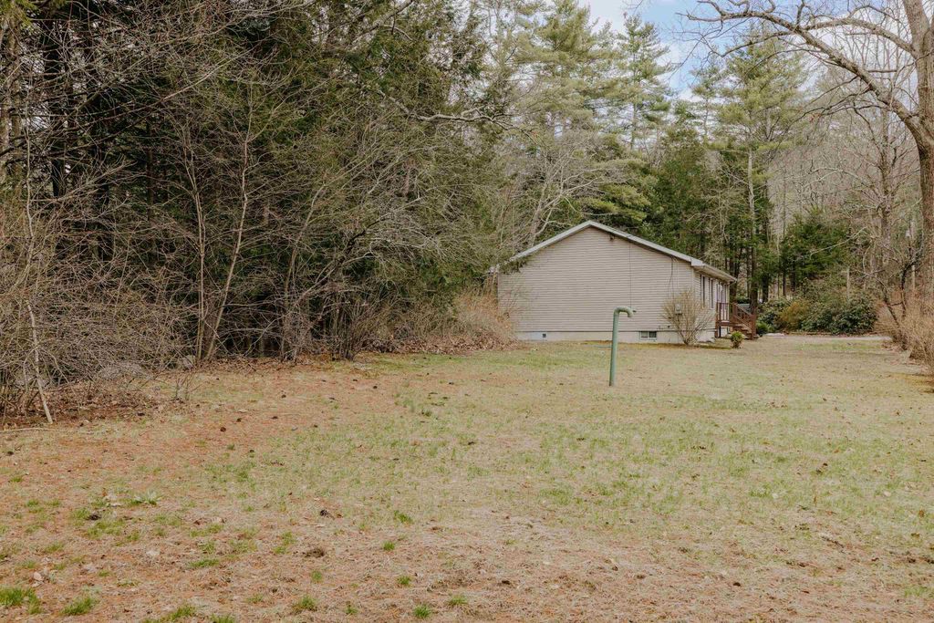 Photo of 12 Pudding Hill Road, Winchester, NH 03470 (MLS # 5082878)