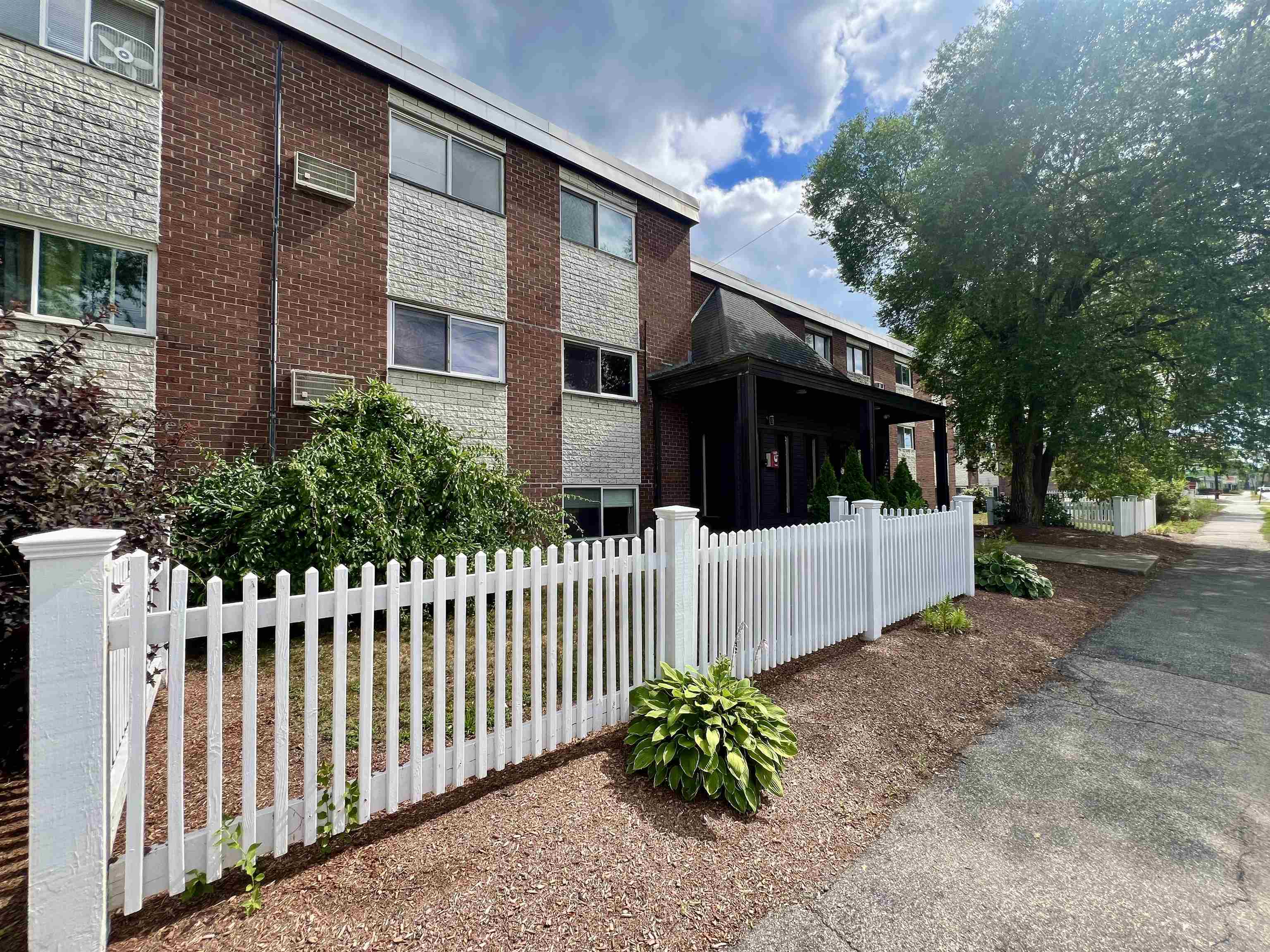 128 Loudon Road 7F