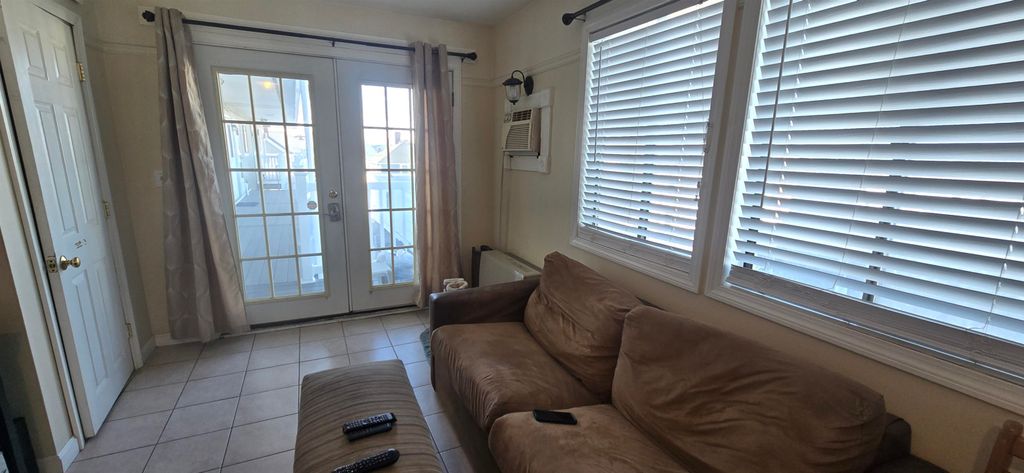 Photo of 12 G Street, Hampton, NH 03842 (MLS # 5085225)