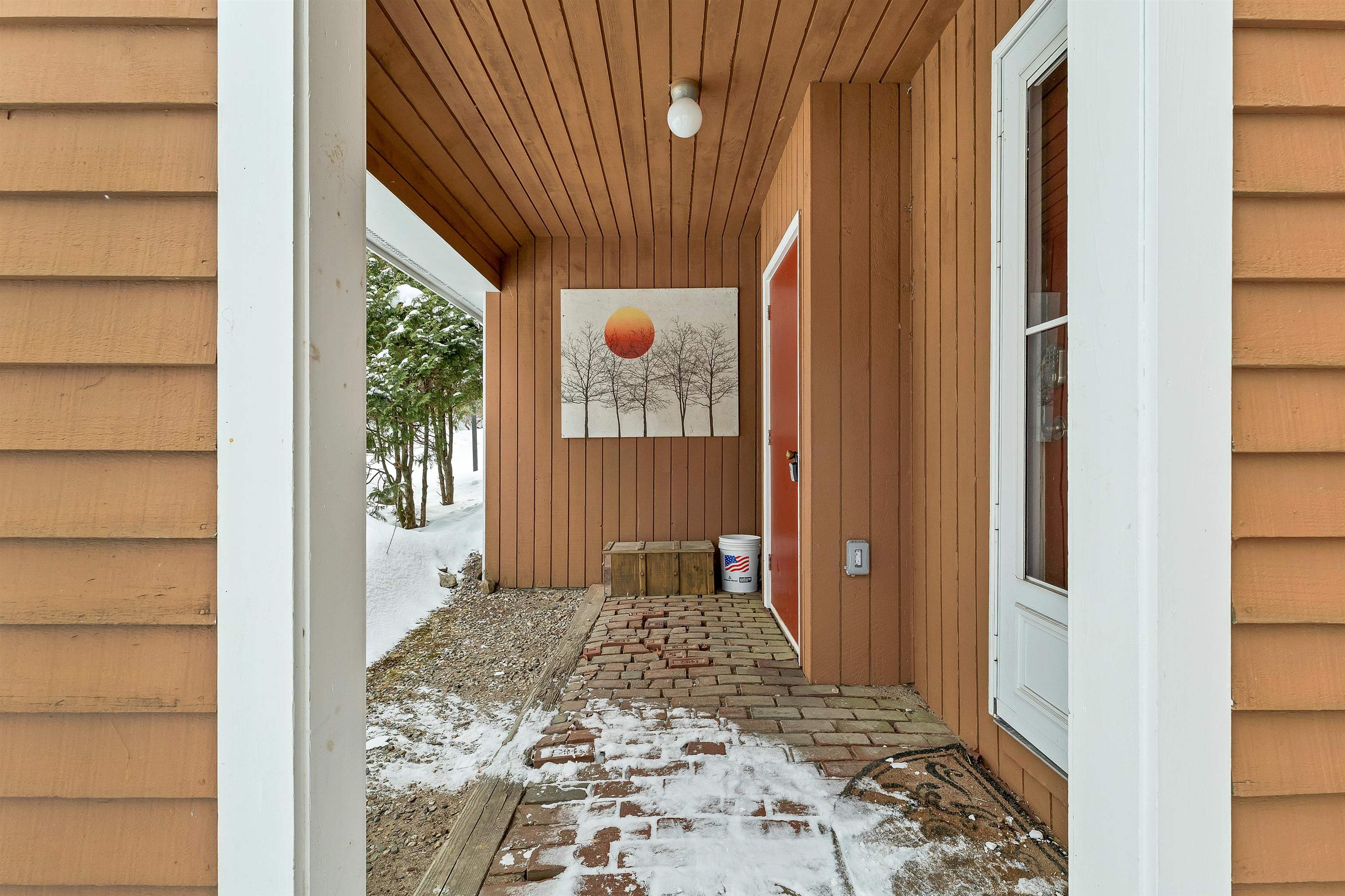 12 Streamside Road 9