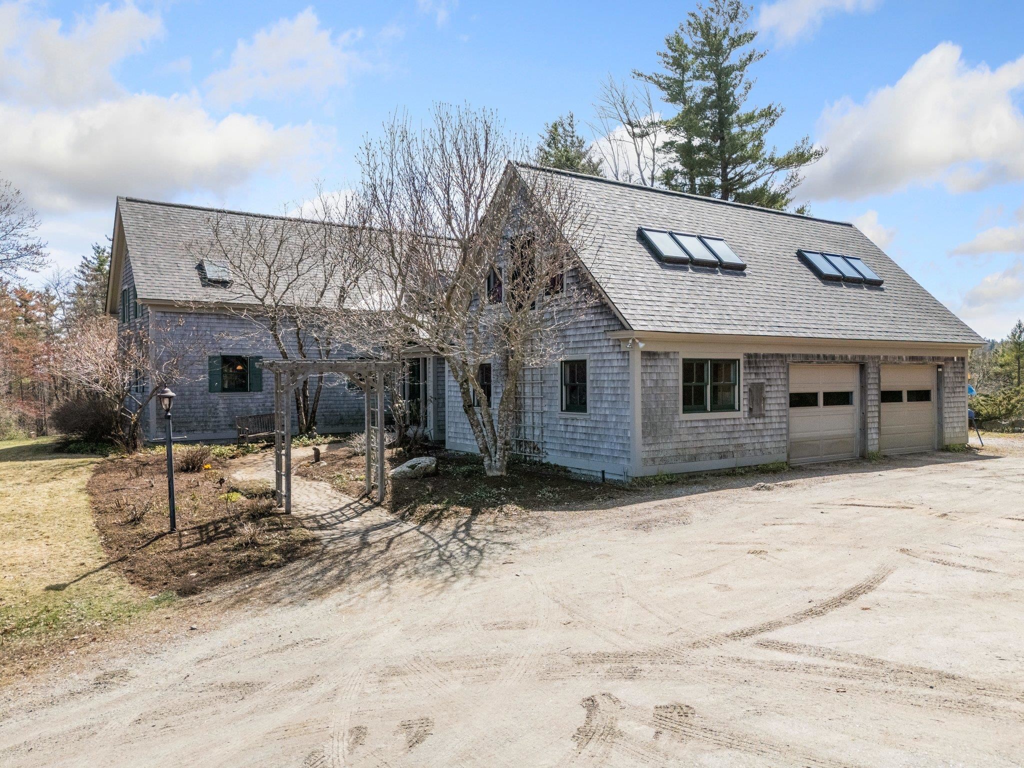 152 Windy Row