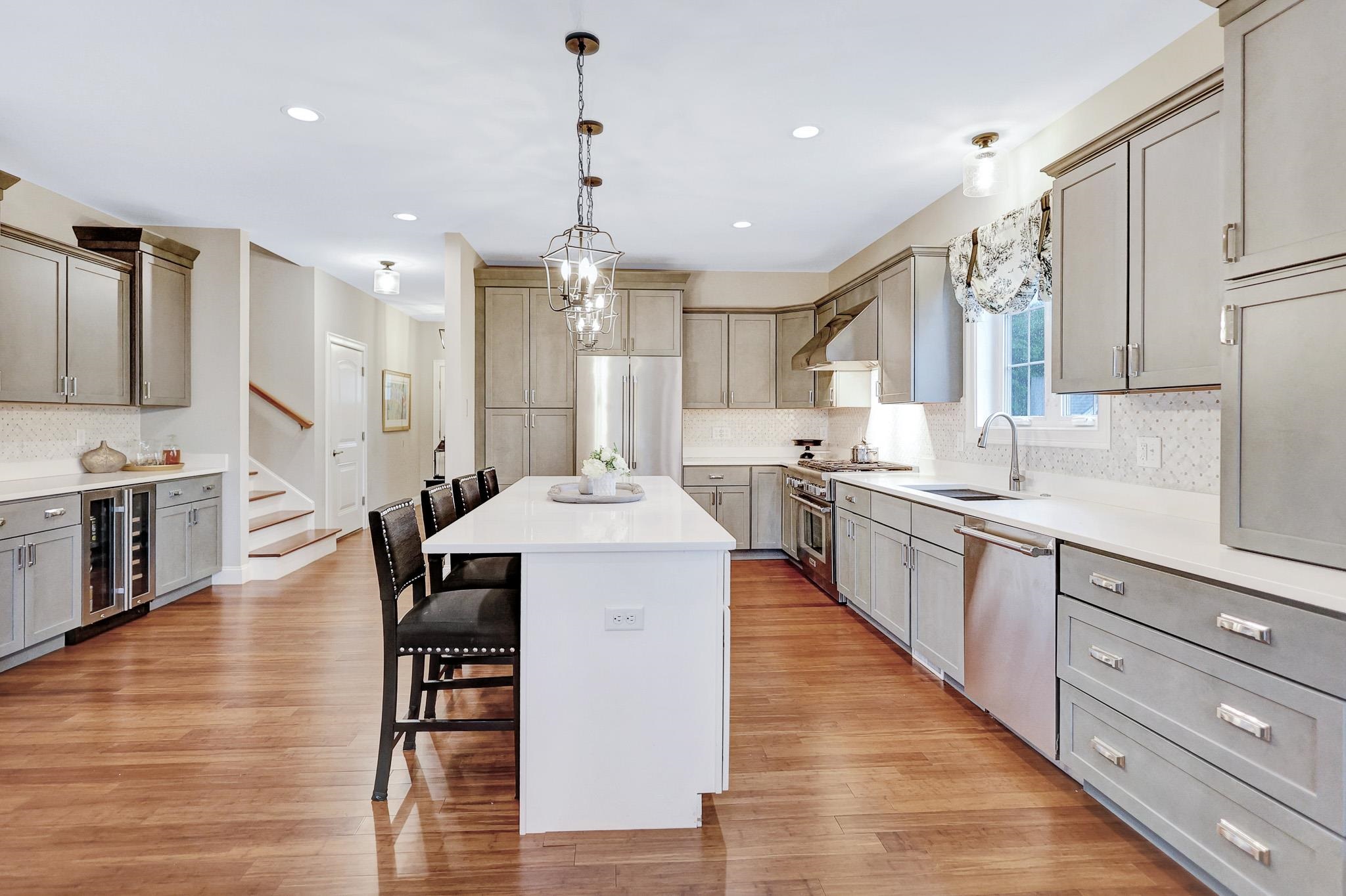 24 Del Ray Drive