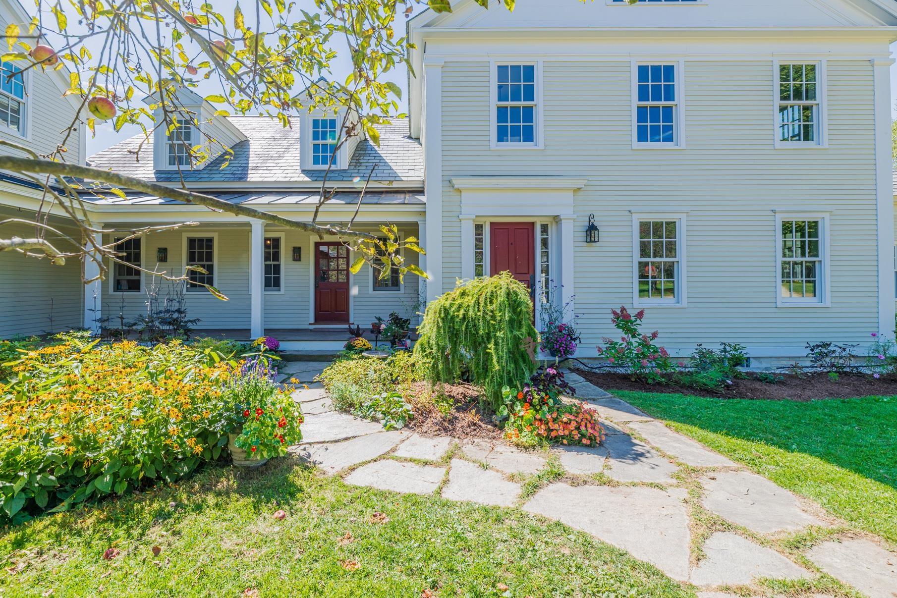 68 Green Peak Orchard S.