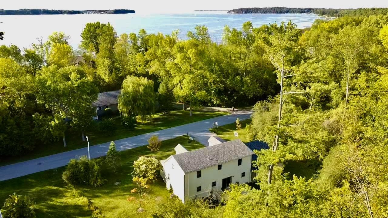 33 Clearwater Circle