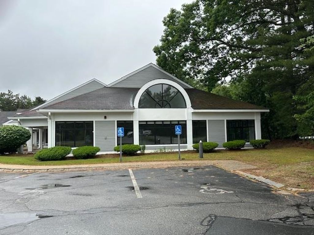 Photo of 71 NH-Route 101A, Amherst, NH 03031 (MLS # 5047490)