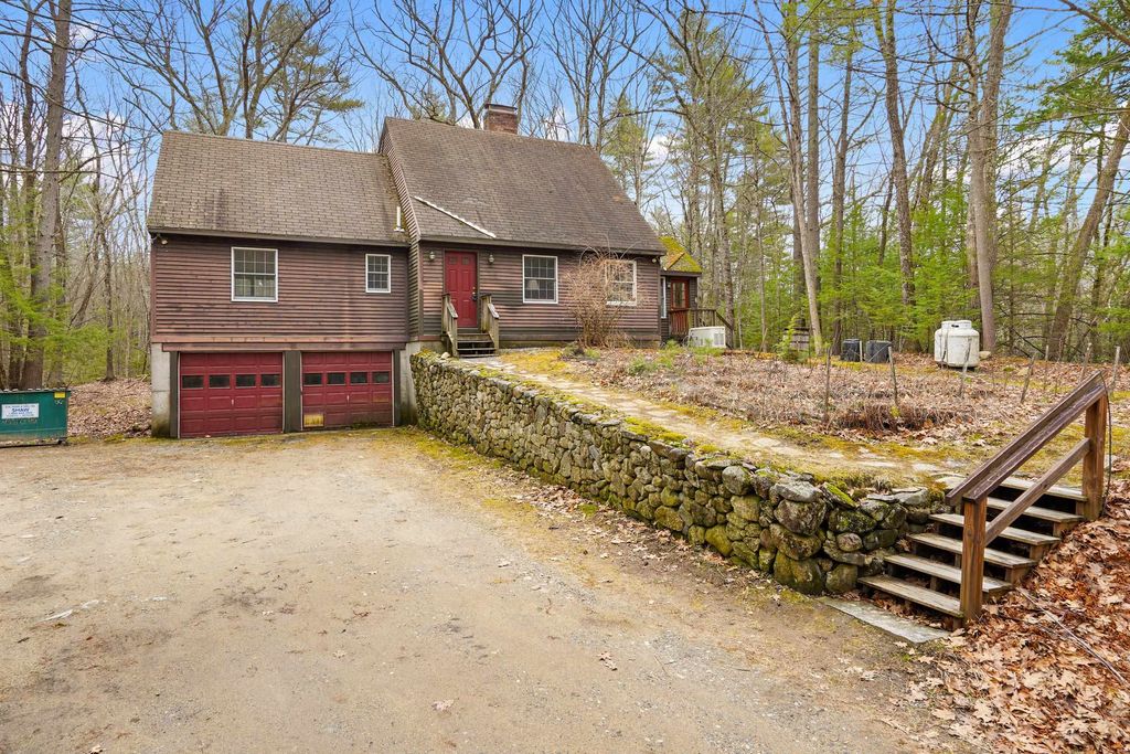 Photo of 220 Riverdale Road, New Boston, NH 03070 (MLS # 5083787)