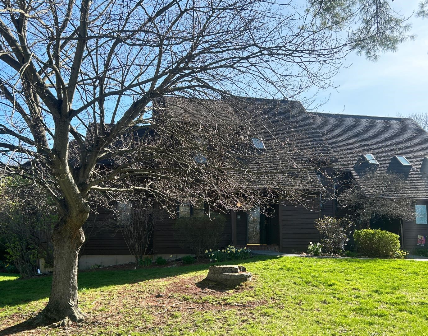 420 Acorn Lane