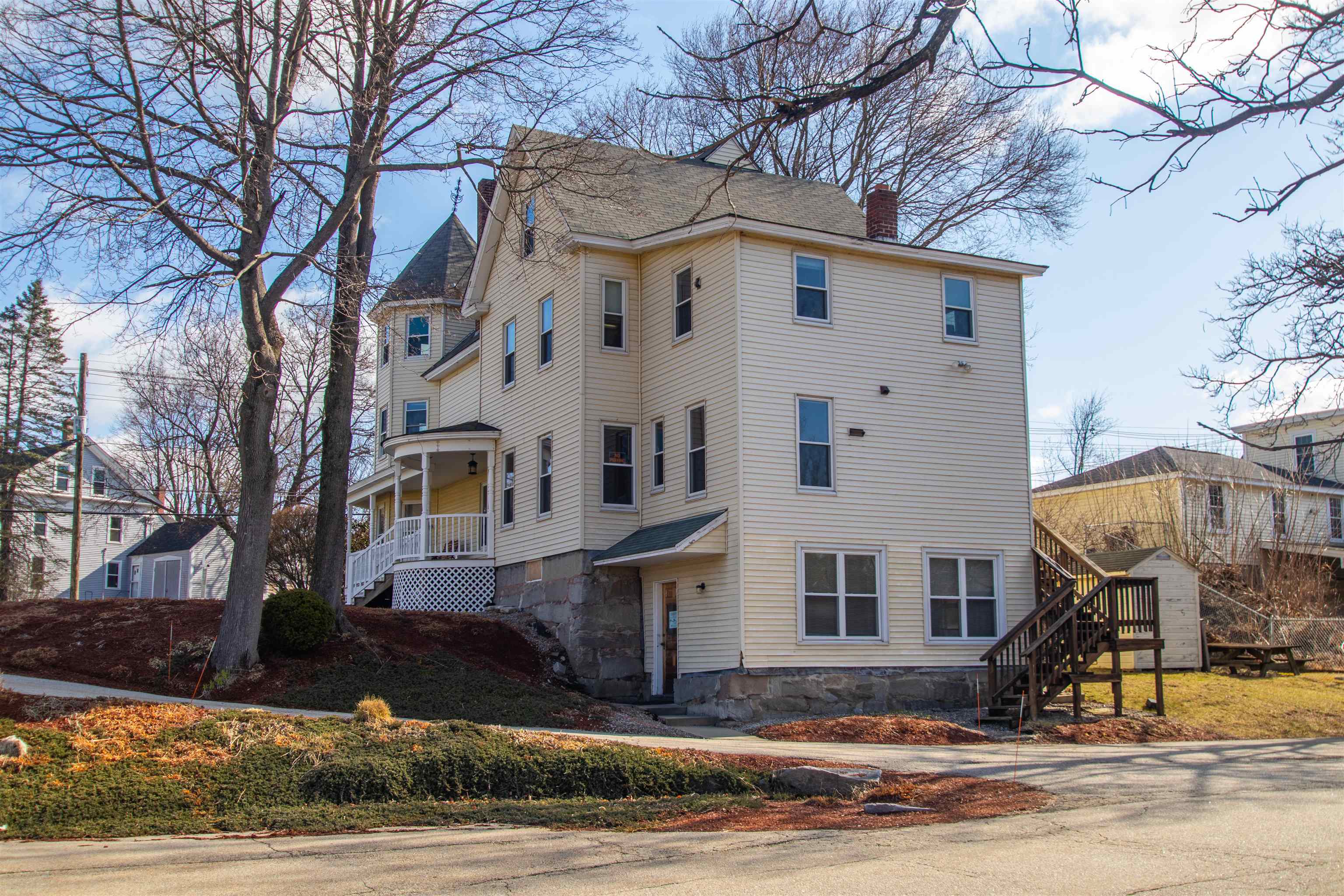 339 Nashua Street