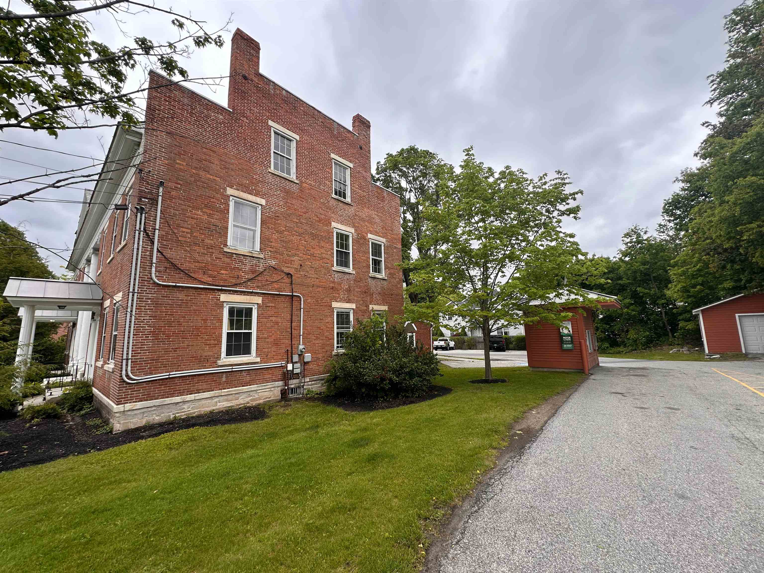 206 Pleasant Street