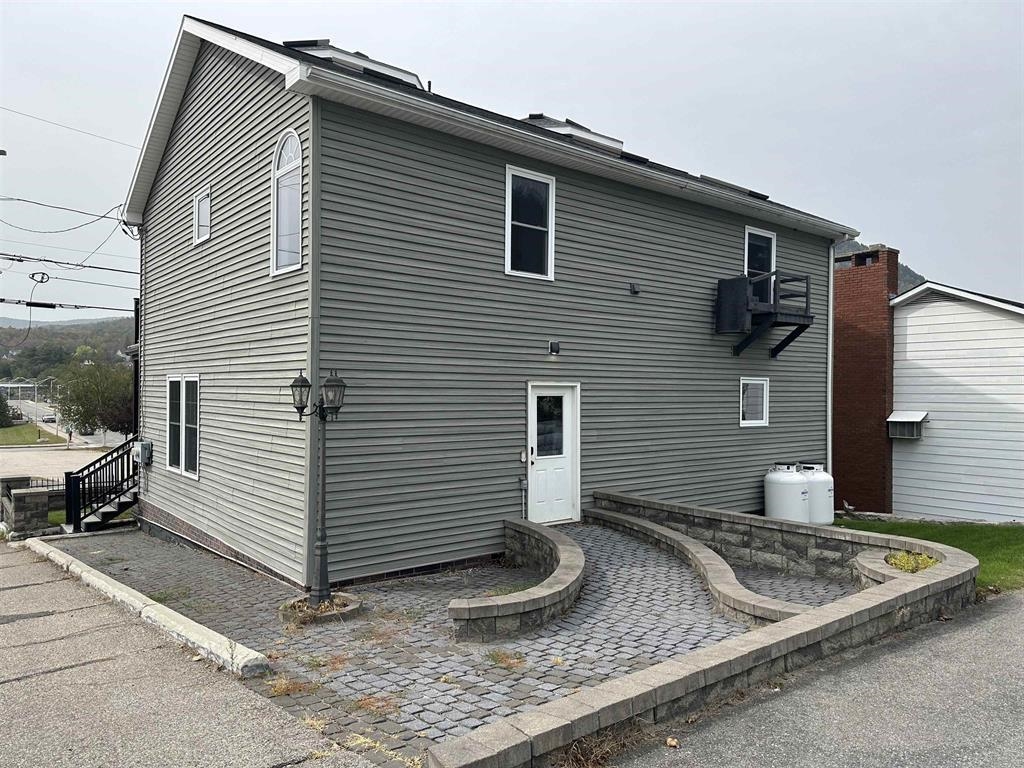 60 Mason Street