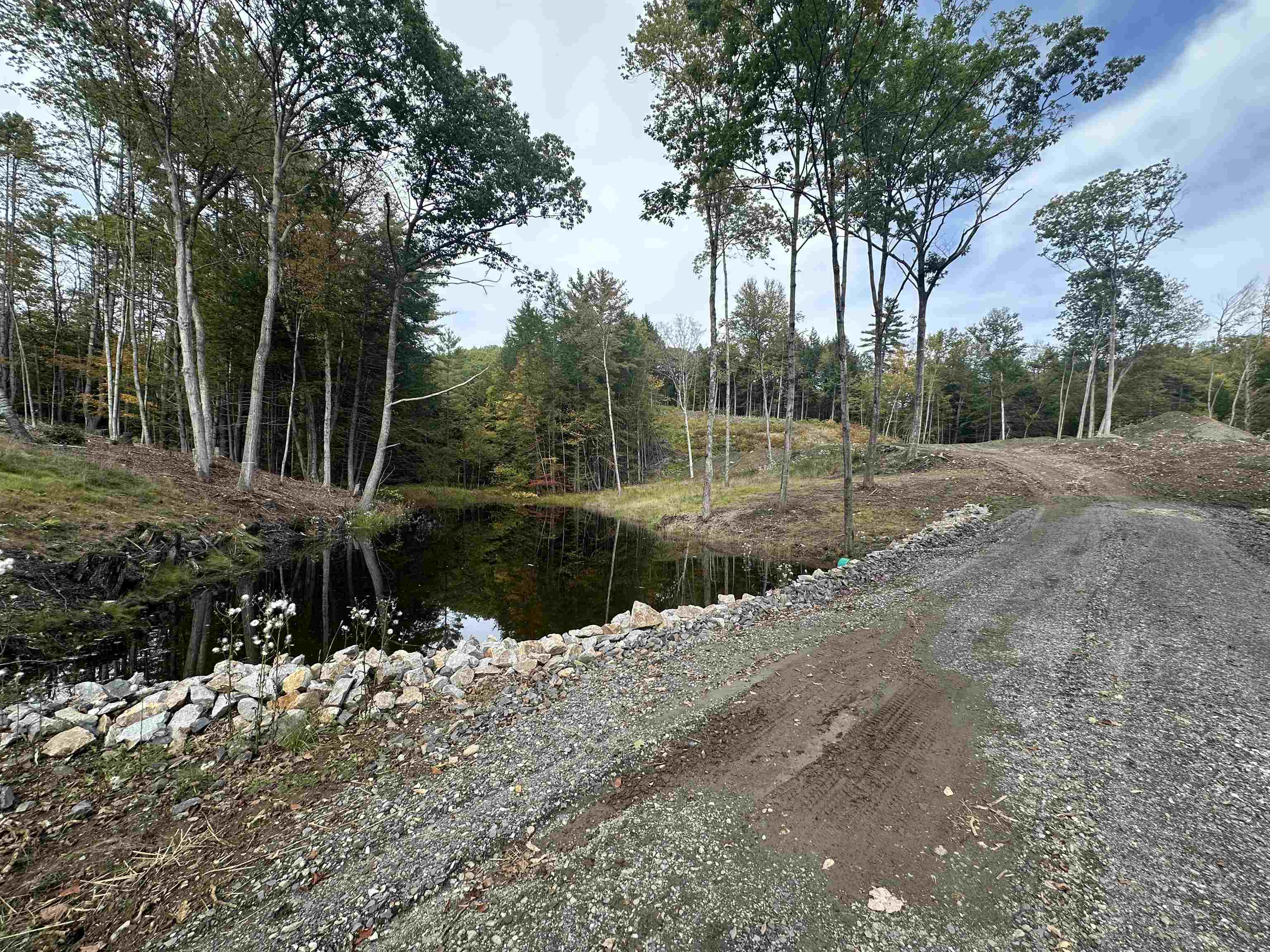 932 Middle Road