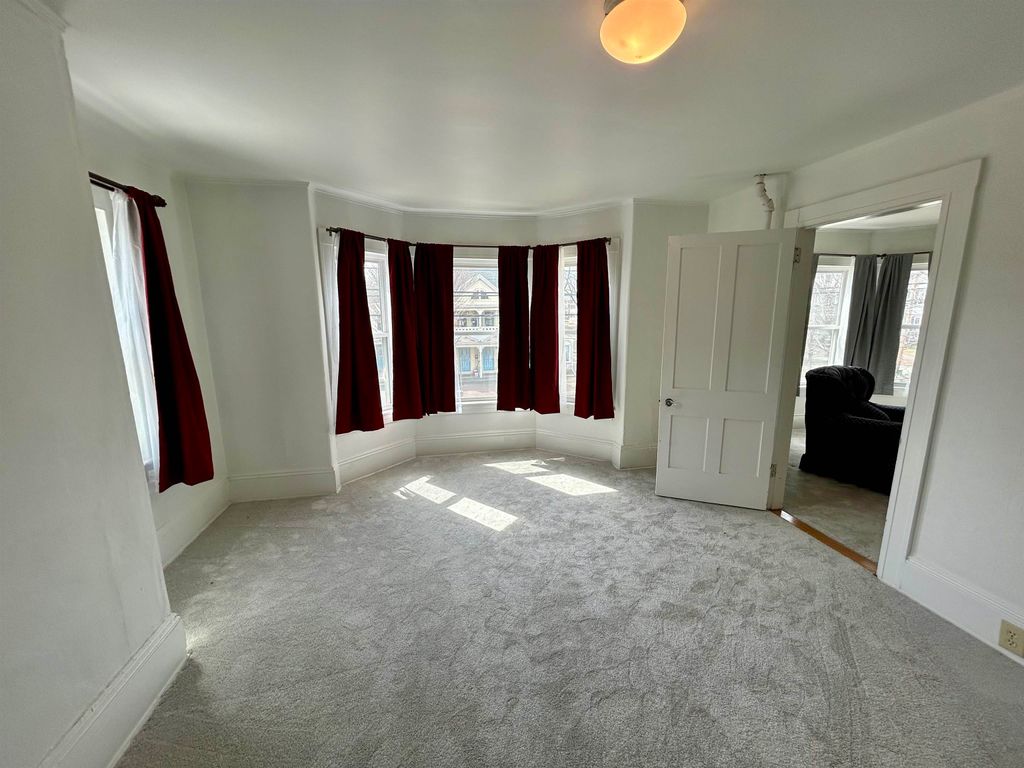 Photo of 61 Silver Street #B, Dover, NH 03820 (MLS # 5081815)