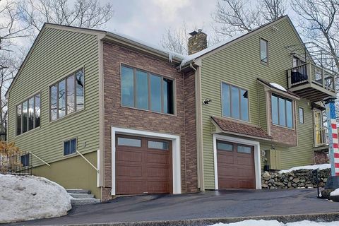 1 Grandview Avenue, Derry, NH 03038 - #: 5077568