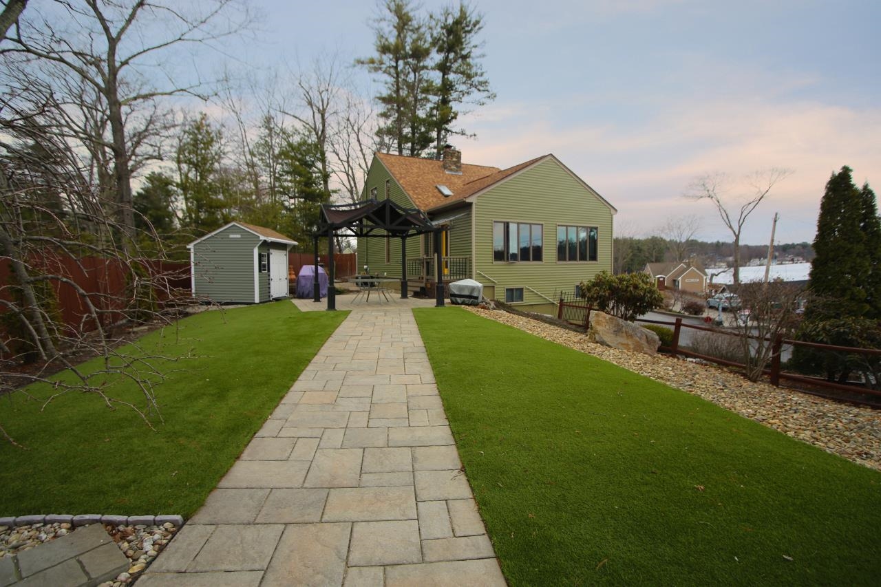 1 Grandview Avenue