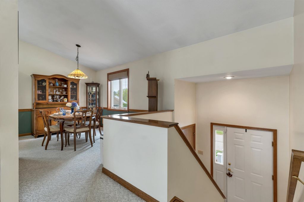 Photo of 12 Fitzpatrick Circle, Nashua, NH 03063 (MLS # 5086360)