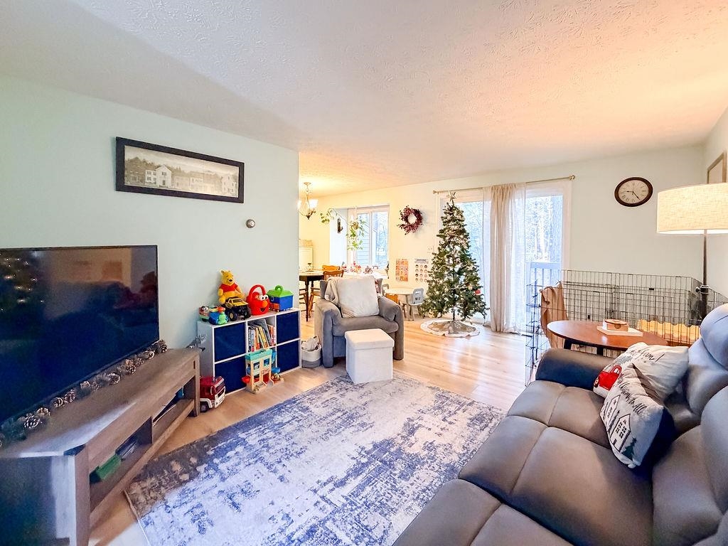 84 Branch Turnpike 86