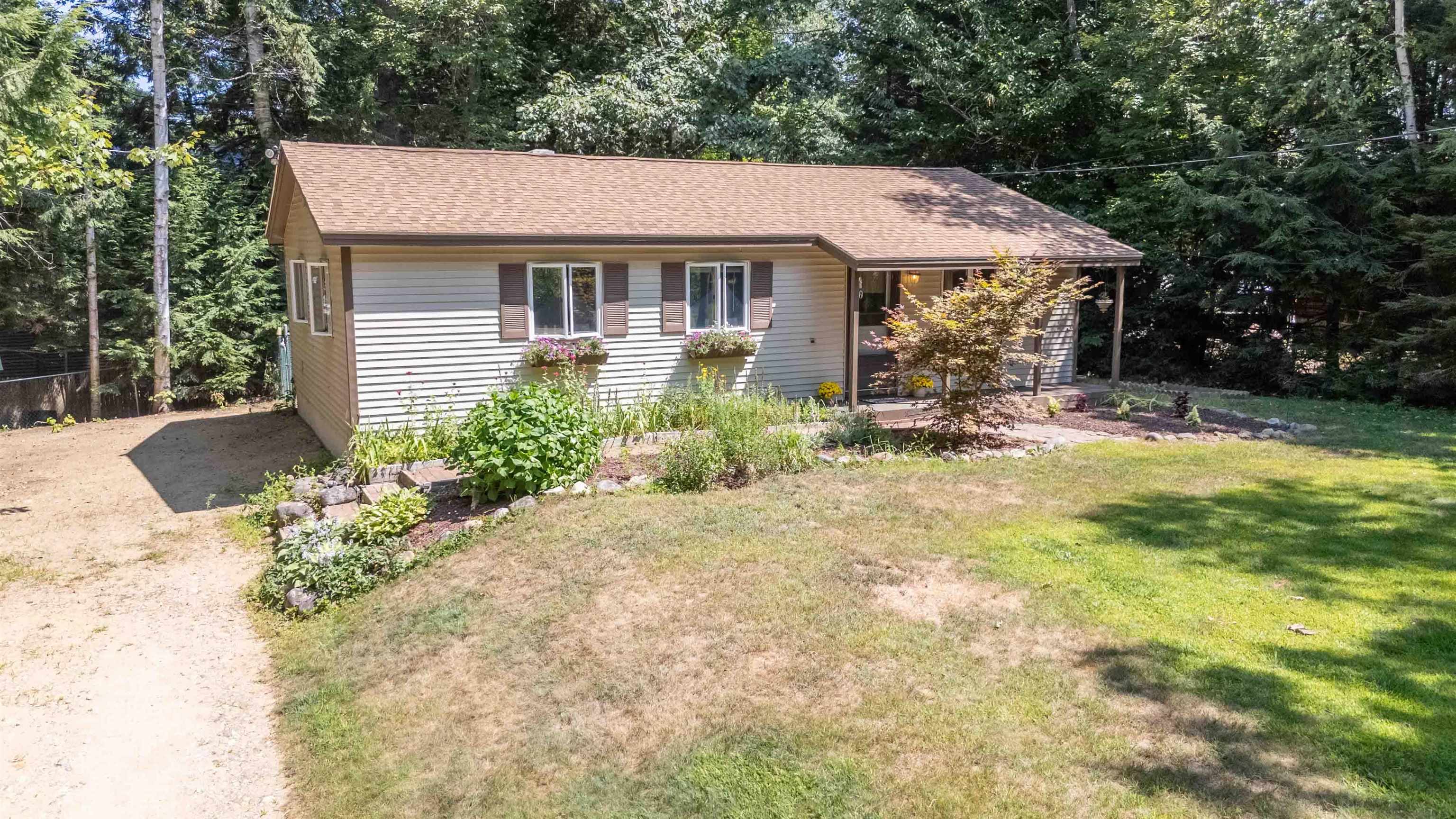 54 New London Drive