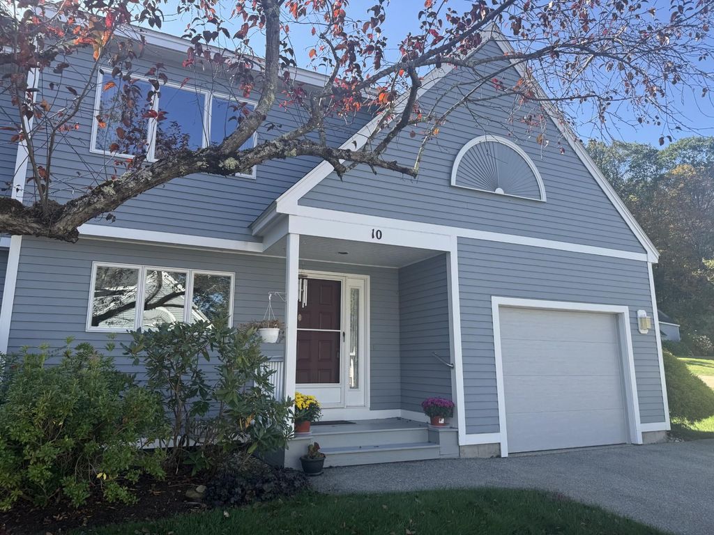 Photo of 10 Sugar Maple Lane #10, Keene, NH 03431 (MLS # 5063739)