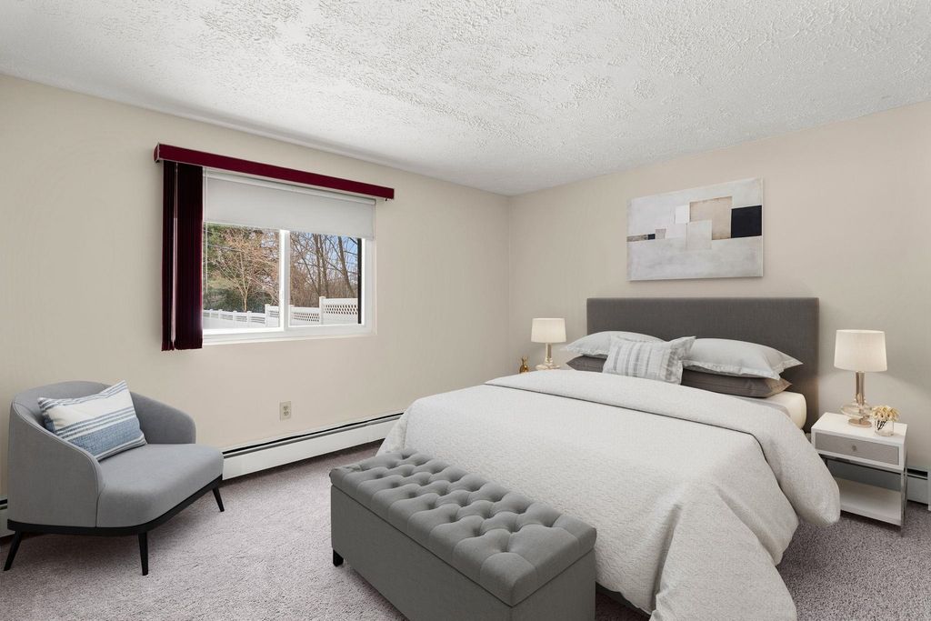 Photo of 555 Calef Road #1, Manchester, NH 03103 (MLS # 5077506)