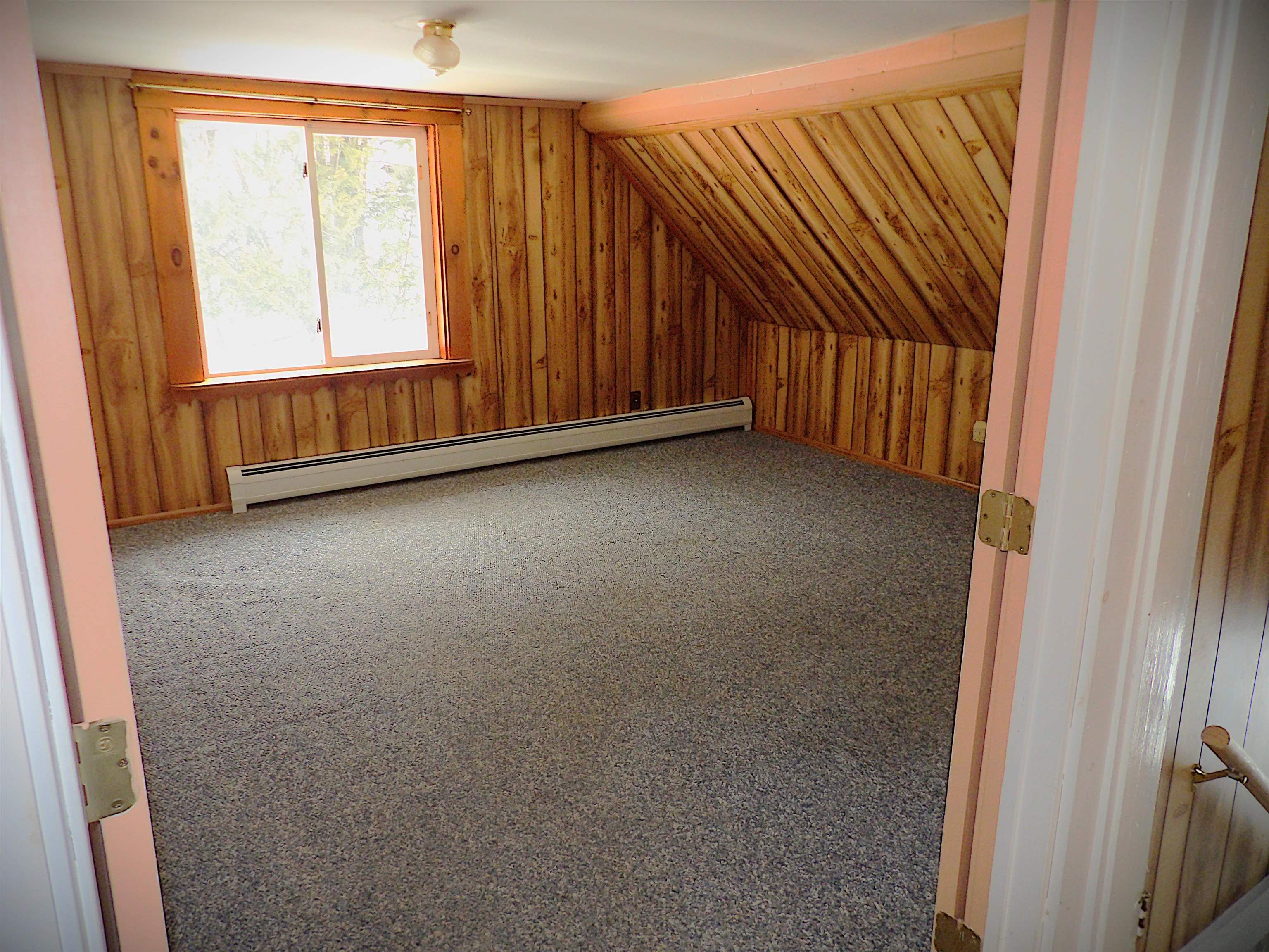 Williamstown, Vermont 05679, United States, 3 Bedrooms Bedrooms, ,2 BathroomsBathrooms,Residential,Pending,82340