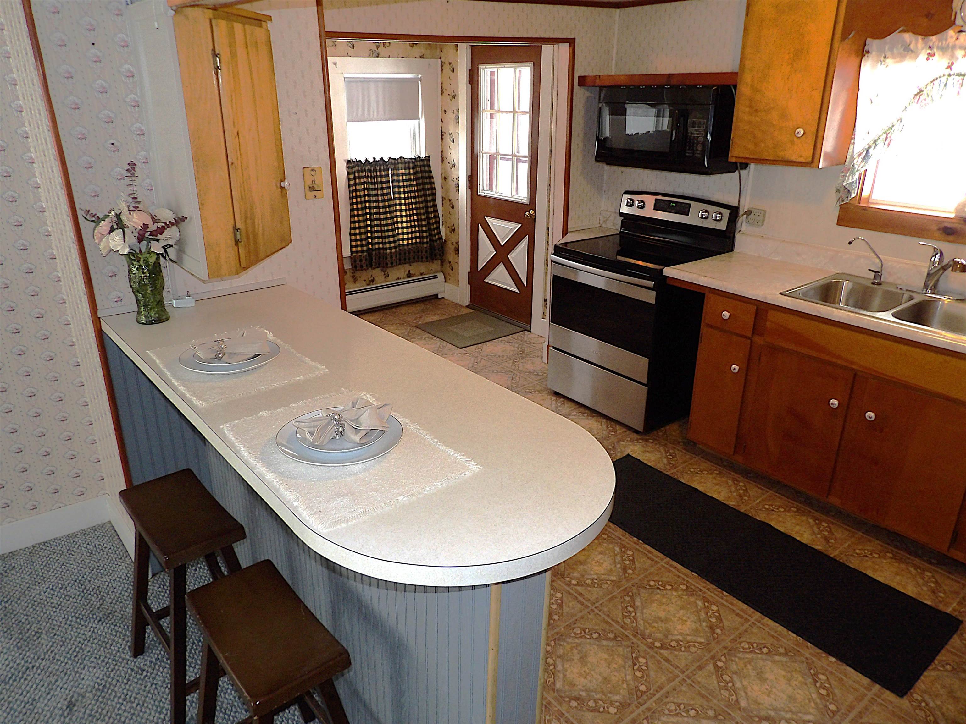 Williamstown, Vermont 05679, United States, 3 Bedrooms Bedrooms, ,2 BathroomsBathrooms,Residential,Pending,82340