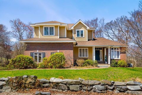 38 Farmington Road Nashua NH 03060