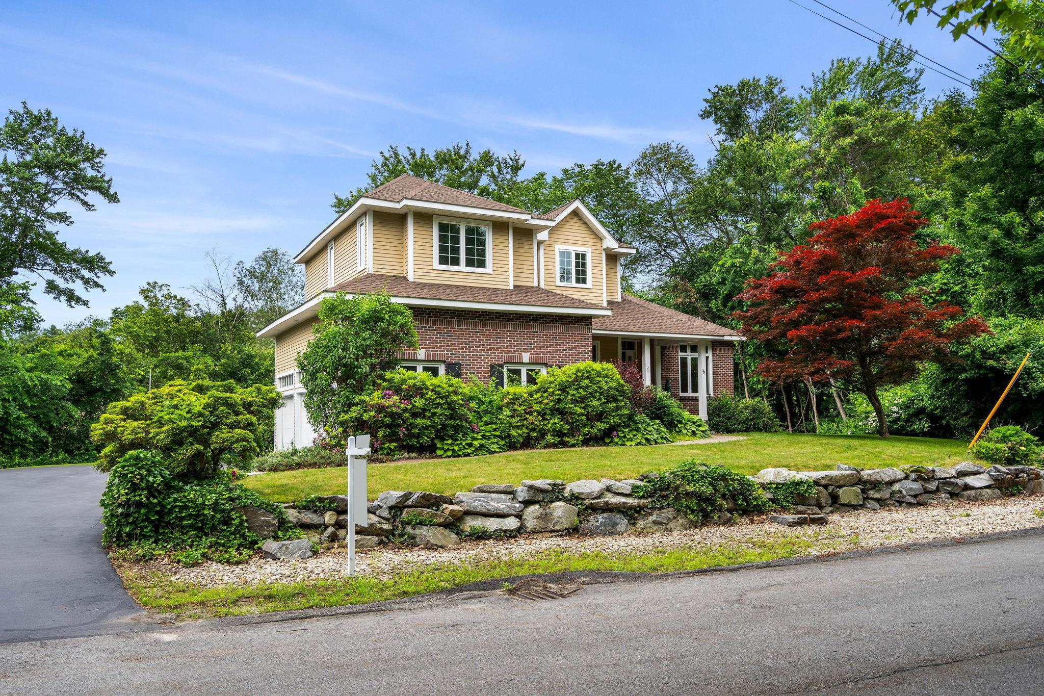 38 Farmington Road