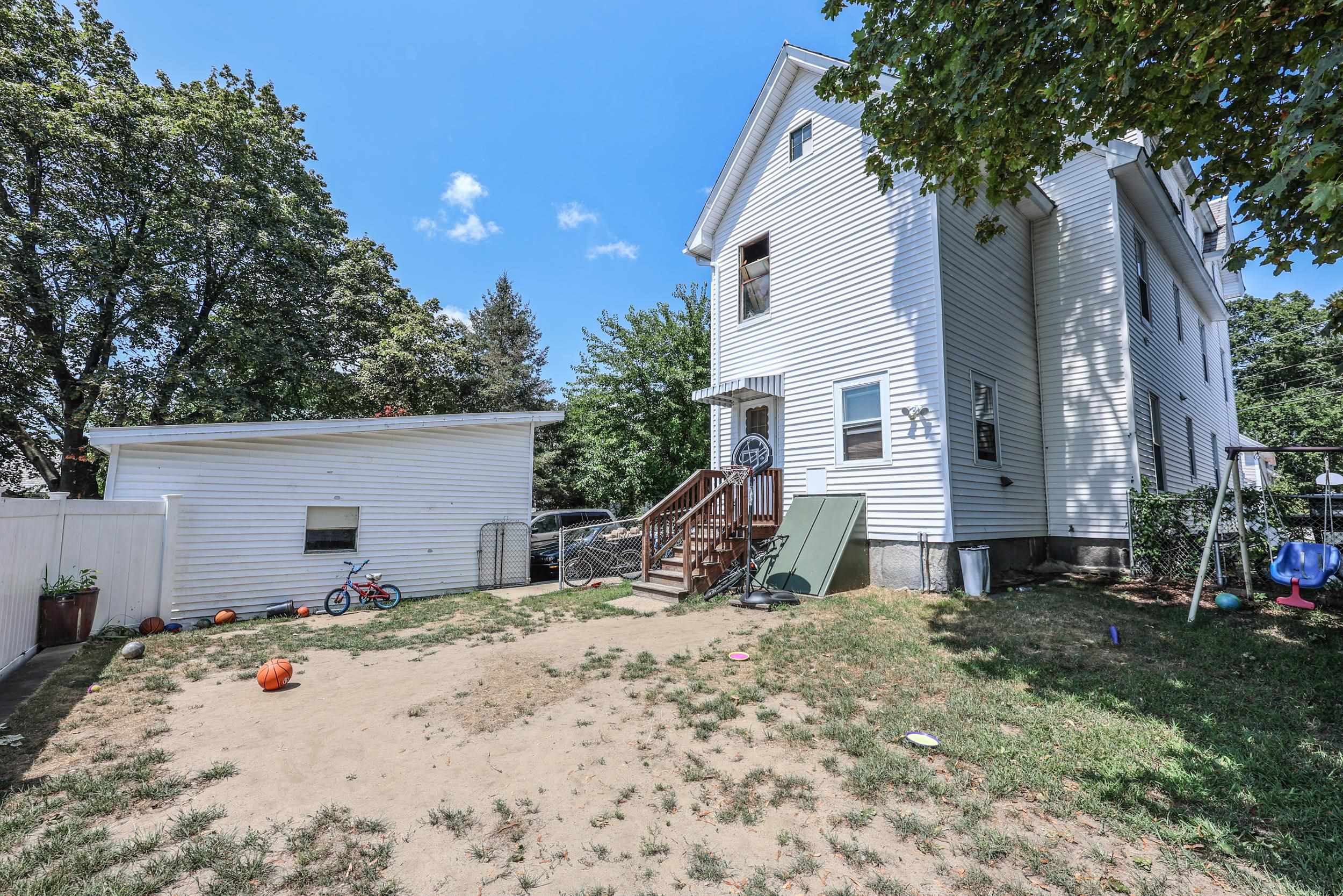 447 Manchester Street