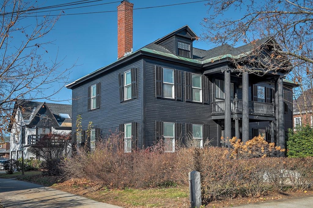 124 Washington Street